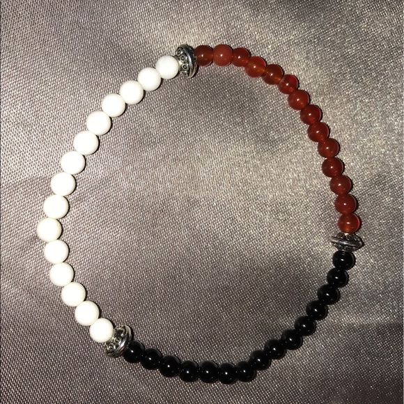 Protection Bracelet - Picture 4 of 7